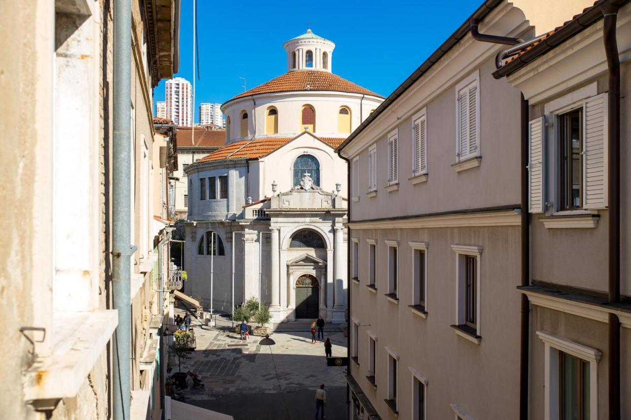 Area2 Center Luxury Apartment Rijeka Eksteriør bilde